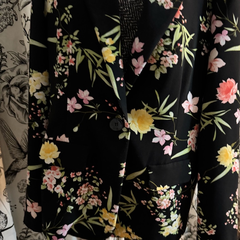 Soho Apparel Black Floral Jacket - Picture 3 of 6